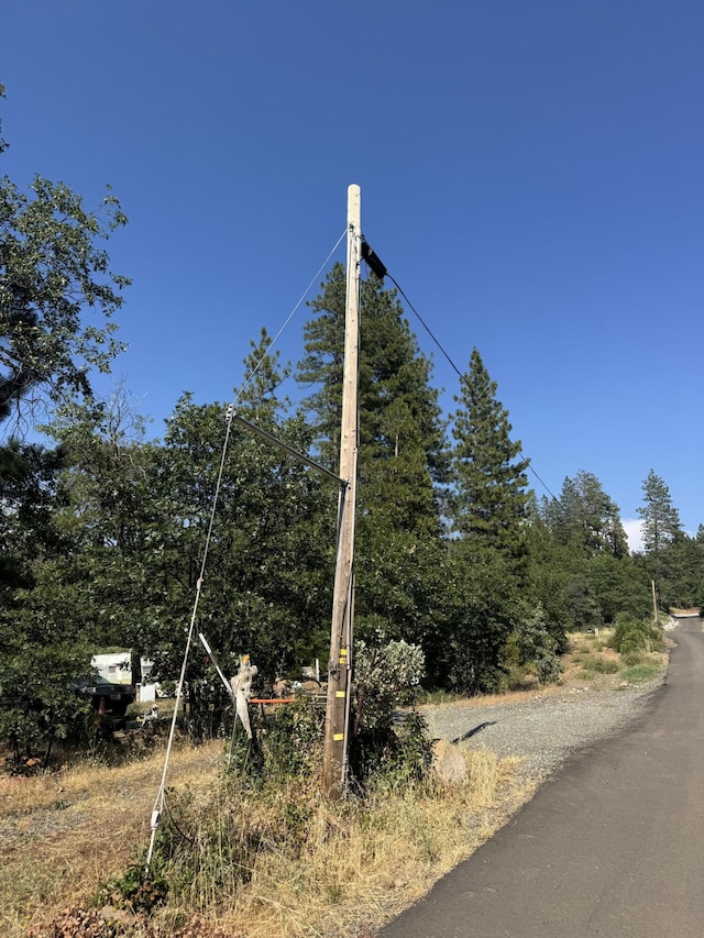 30769 Hardin Rd, Montgomery Creek, CA 96065