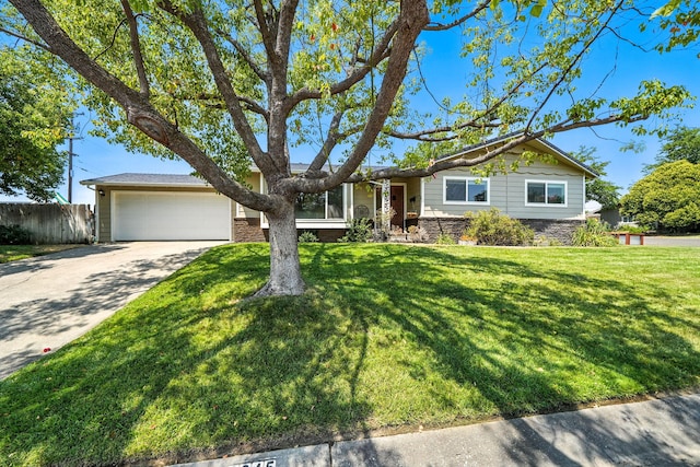 2045 Washington Ave, Red Bluff, CA 96080 - single story home featuring driveway and an attached garage