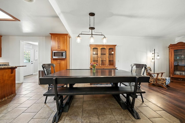 24470 Oklahoma Ave, Red Bluff, CA 96080 - dining room with crown molding