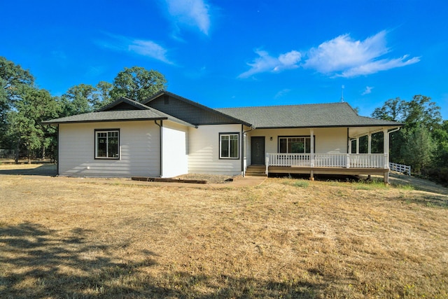 18435 Danielle Way, Cottonwood, CA 96022 - view of front facade featuring a porch and a front yard