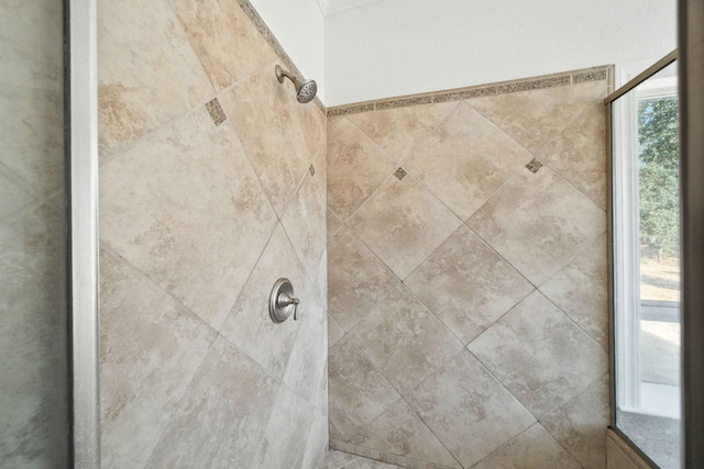 18435 Danielle Way, Cottonwood, CA 96022 - full bathroom featuring tiled shower