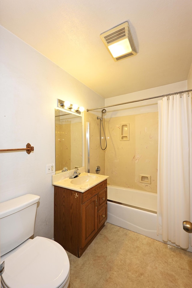 210 Sherman St, Yreka, CA 96097 - bathroom featuring vanity and shower / tub combo with curtain