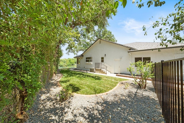 2949 Felstet Ln, Redding, CA 96001 - rear view of house featuring stucco siding