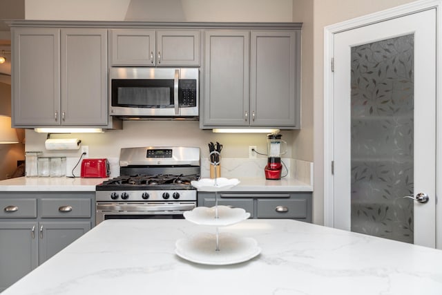 1050 Hillsdale Ct, Redding, CA 96003 - photo 10