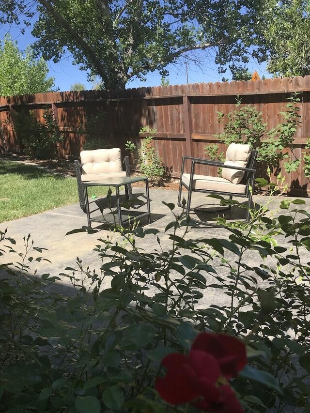 1050 Hillsdale Ct, Redding, CA 96003 - photo 46