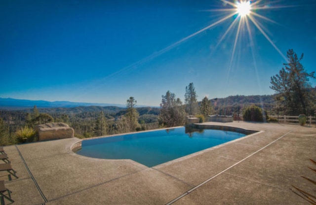 15151 Brunswick Dr, Shasta, CA 96087 - photo 1