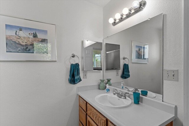 3118 Seminole Dr, Redding, CA 96001 - photo 16
