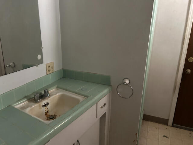 2901 Blue View St, Redding, CA 96002 - photo 6