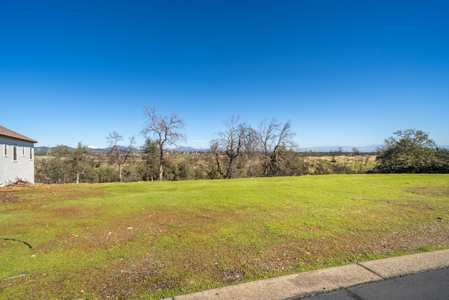 815 Santa Cruz Dr, Redding, CA 96003 - photo 6