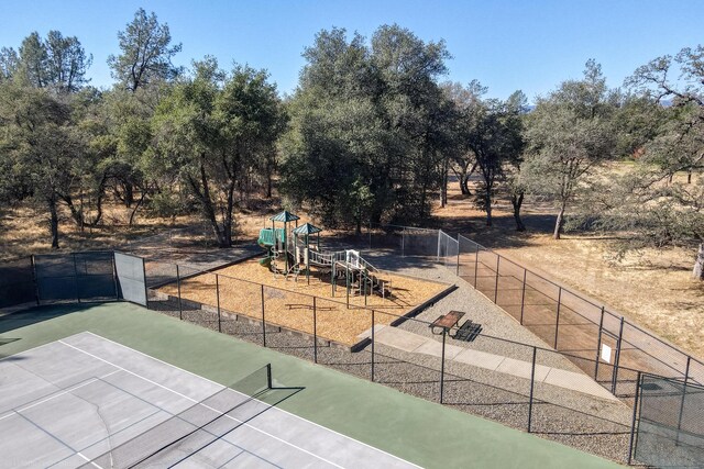 13323 Alicia Pkwy, Redding, CA 96003 - photo 29