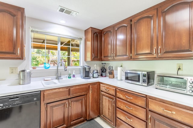 1475 Gladstone Ct, Redding, CA 96001 - photo 4