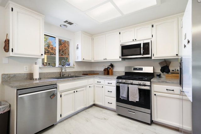 1854 Whistling Dr, Redding, CA 96003 - photo 11