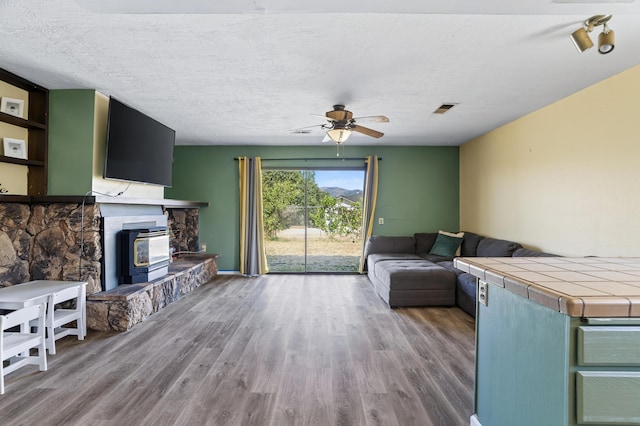 940 Golden Heights Ct, Redding, CA 96003 - photo 5
