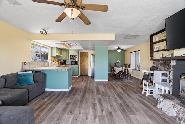 940 Golden Heights Ct, Redding, CA 96003 - photo 7