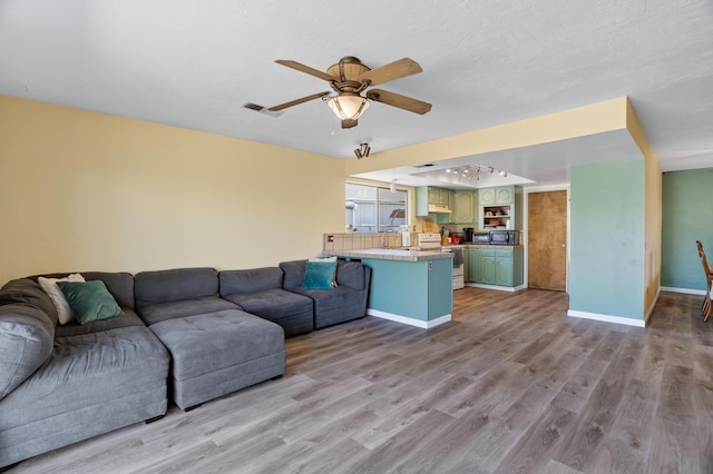 940 Golden Heights Ct, Redding, CA 96003 - photo 8