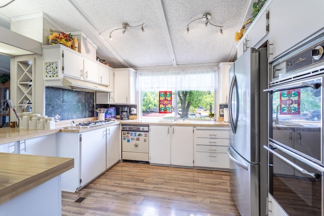 996 Deerhaven Ct, Redding, CA 96003 - photo 15