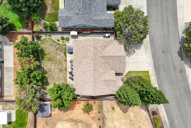 619 Casa Buena St, Redding, CA 96003 - photo 57