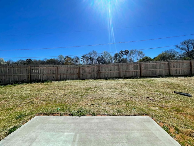 view of yard with a patio area