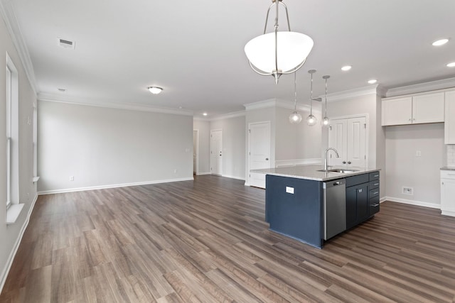 kitchen with visible vents, a sink, decorative light fixtures, stainless steel dishwasher, and open floor plan