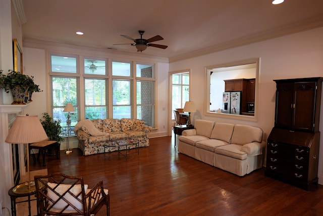 living room with dark wood-style floors, recessed lighting, crown molding, and ceiling fan