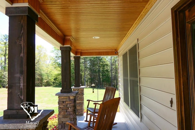 view of patio featuring covered porch