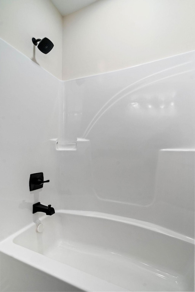 bathroom featuring shower / tub combination