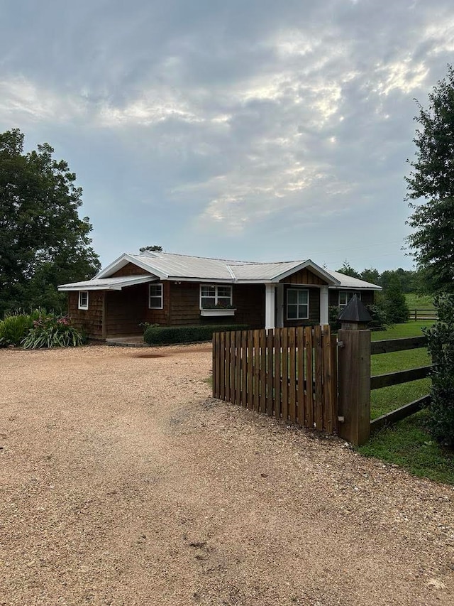 view of front of house