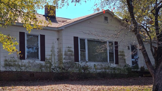 view of side of property