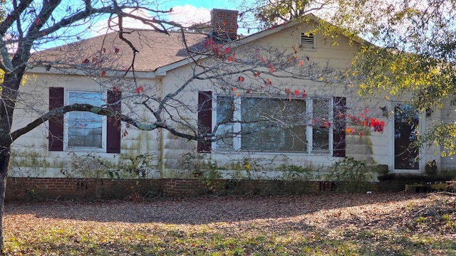 view of property exterior