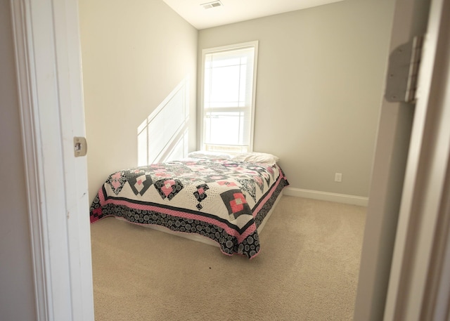 bedroom with carpet flooring