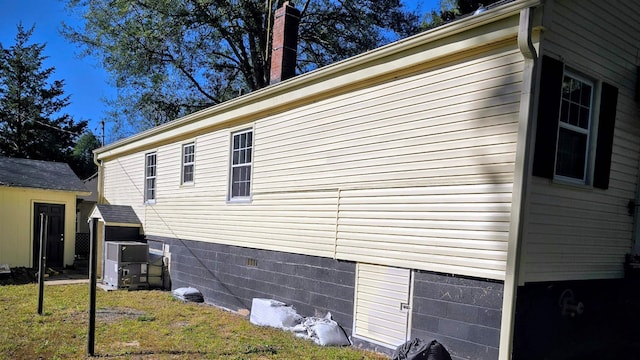 view of property exterior