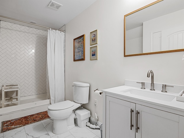 bathroom with a shower with curtain, vanity, and toilet