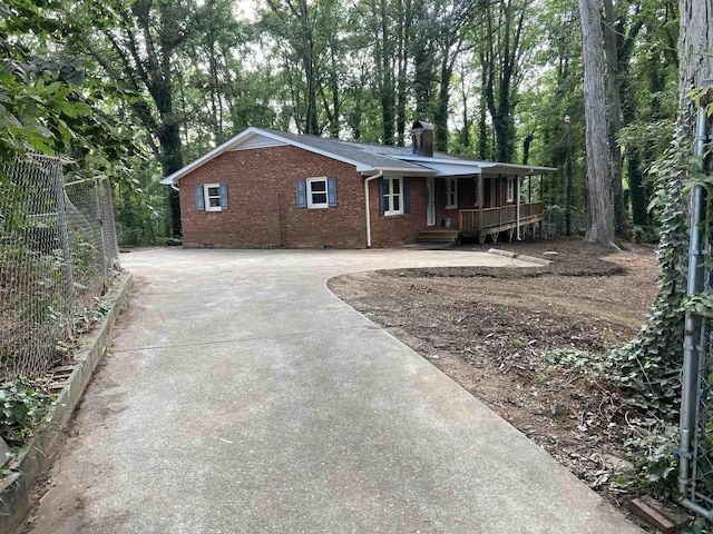 view of front of home featuring covered porch