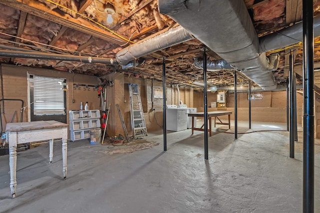 basement with washer / clothes dryer