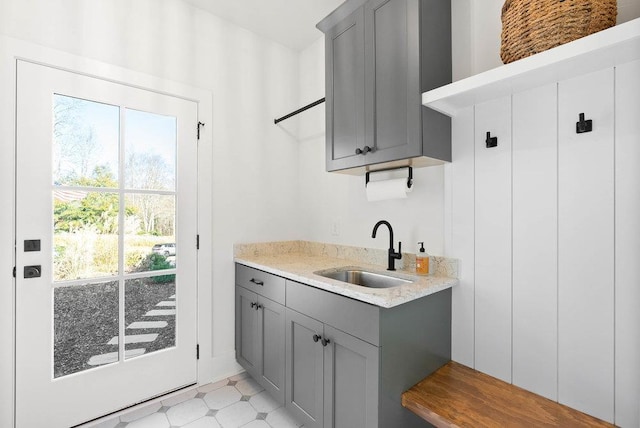 laundry room featuring sink