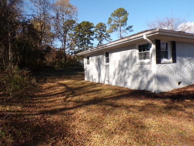 view of home's exterior