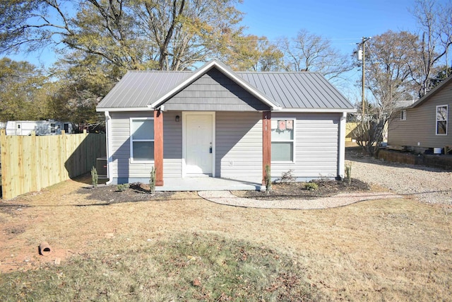 view of front of house