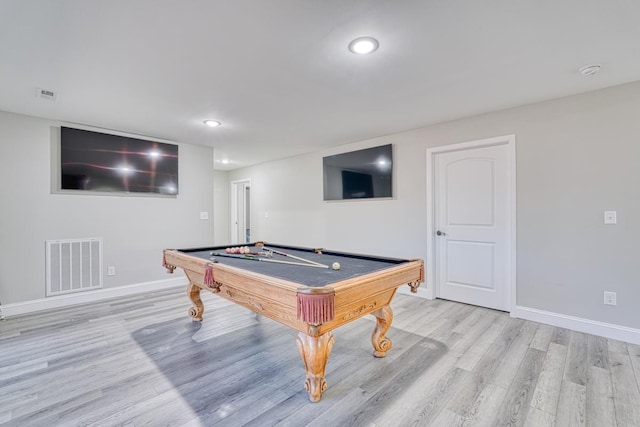 playroom with light wood-type flooring and billiards