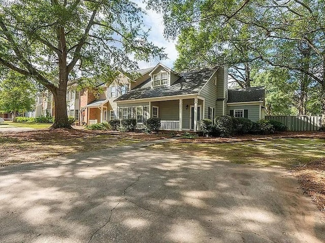 view of front of home featuring covered porch