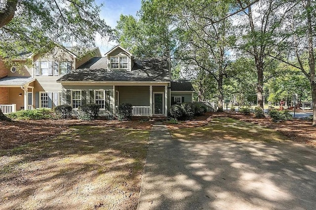 view of front of home with covered porch