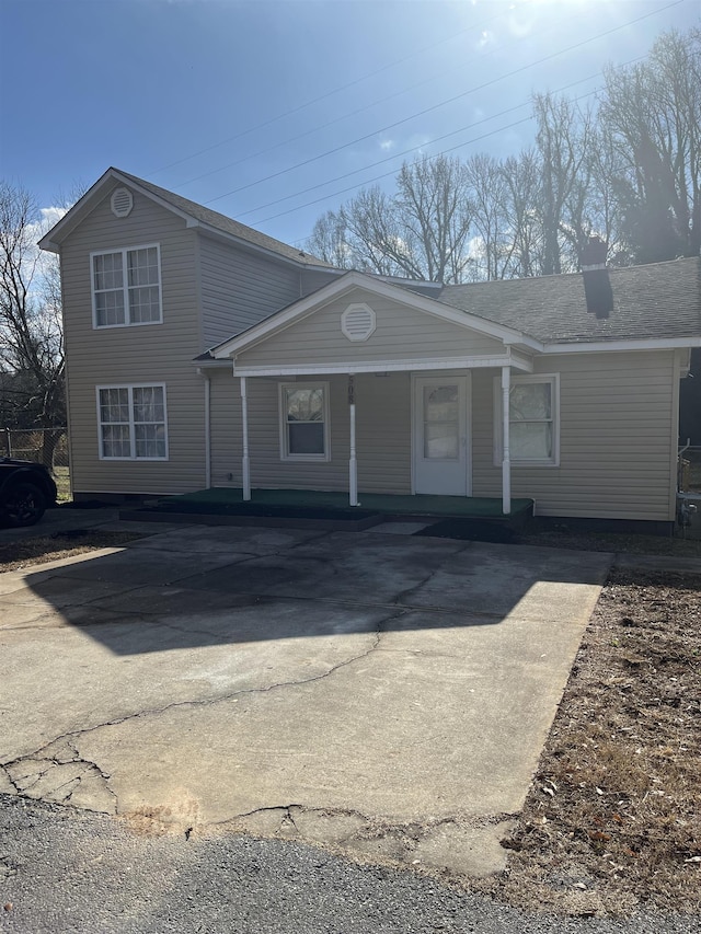 view of front of house with a porch