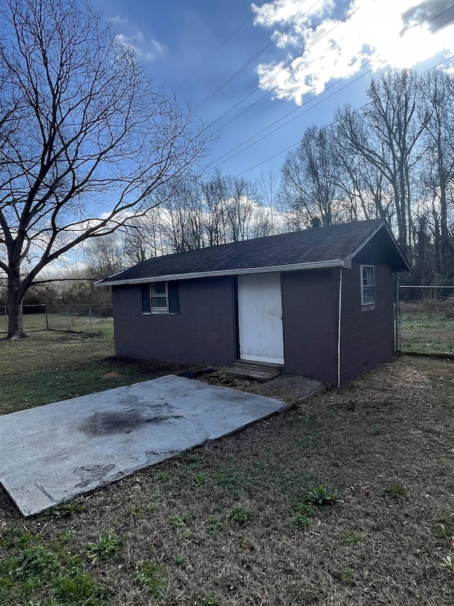 view of outbuilding