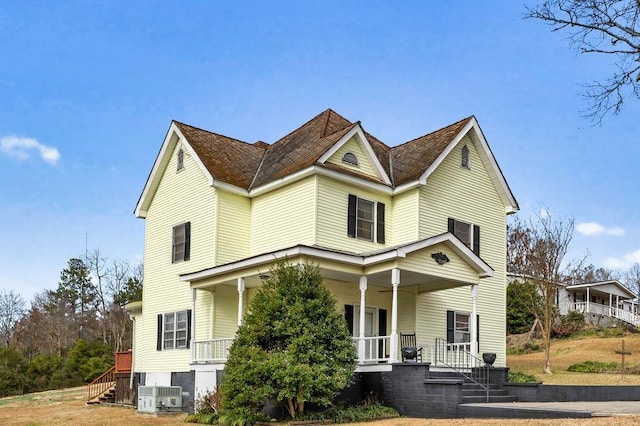 view of front facade featuring covered porch