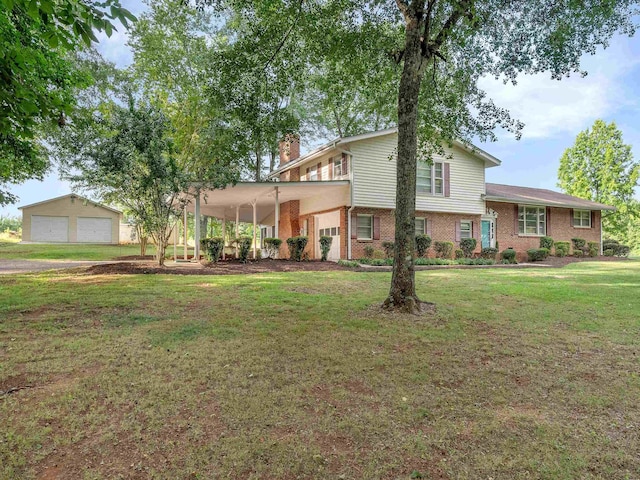 view of front of house with a front lawn