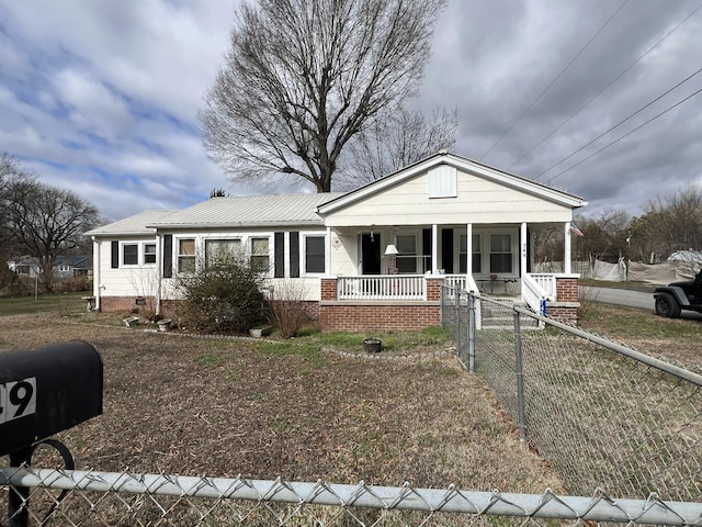 view of front of house with a porch