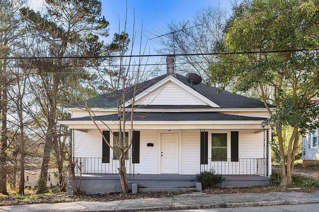 view of front of property with covered porch