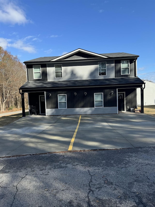 view of front of home