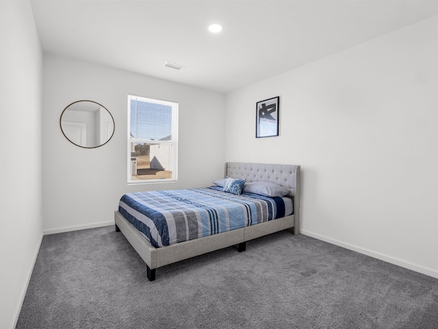 bedroom featuring carpet floors