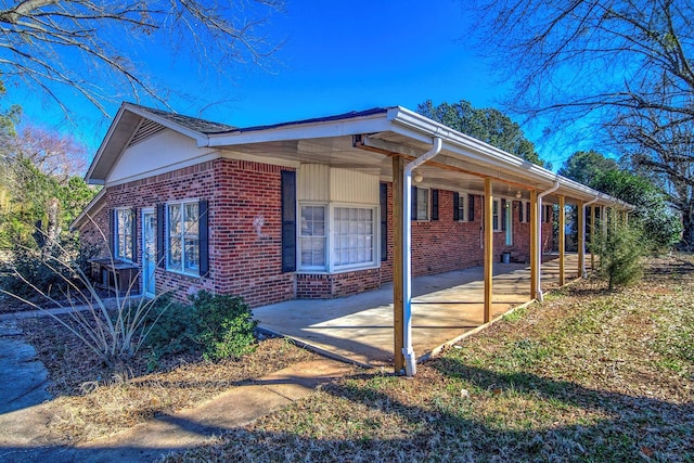 view of front of home featuring a patio area