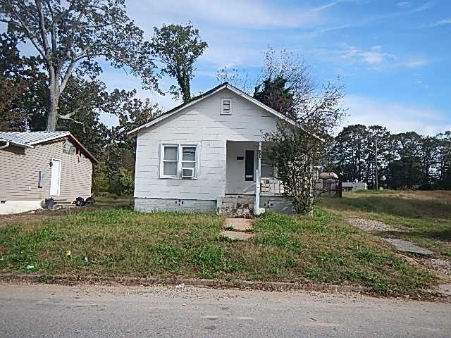 view of bungalow-style house